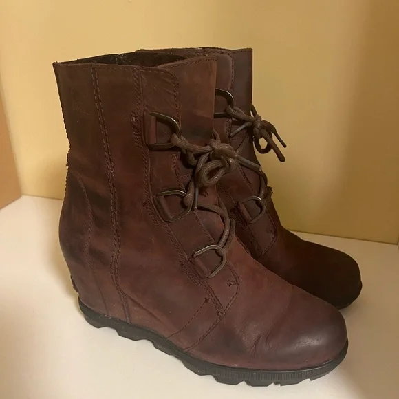 Sorel Women's Joan of Arctic Wedge Boots - Picture 4 of 11